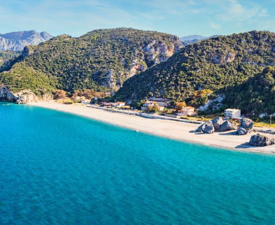 Φαράγγι Στροπώνων & Παραλία Χιλιαδού – Καλοκαιρινή Εμπειρία